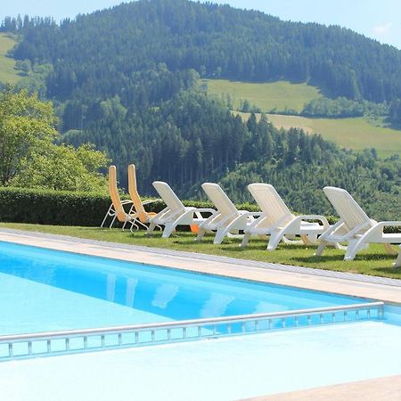 Отель Panoramadorf Saualpe Эберштайн Экстерьер фото