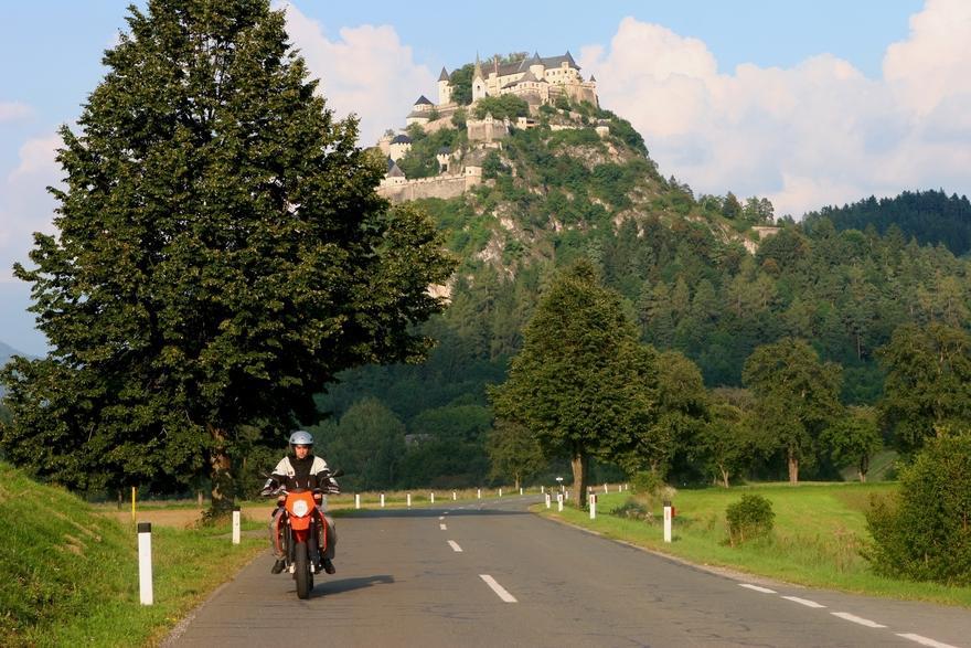 Отель Panoramadorf Saualpe Эберштайн Экстерьер фото